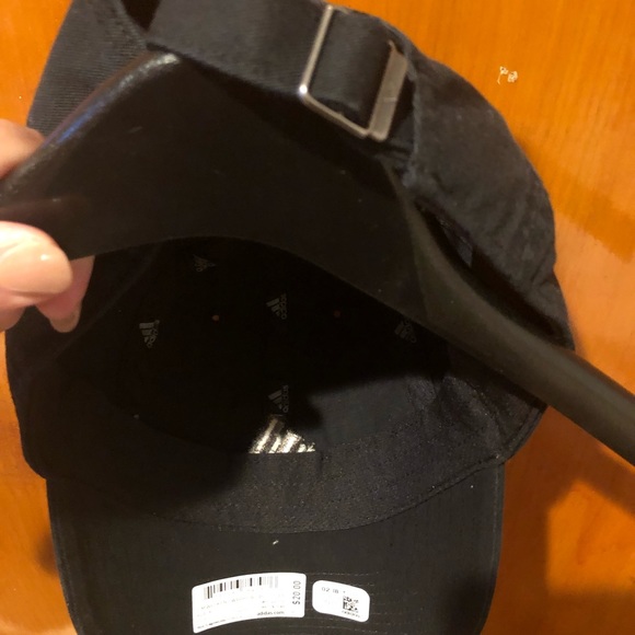 baseball cap - Picture 2 of 2